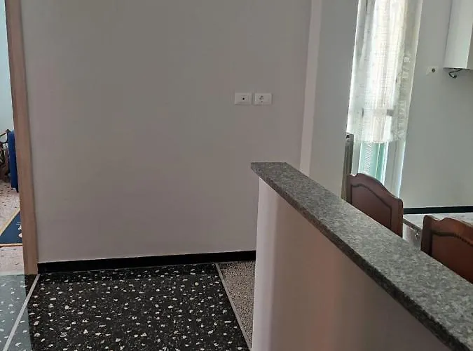 Albissola Sonia's House - Possibilita Di Box Auto Διαμέρισμα *