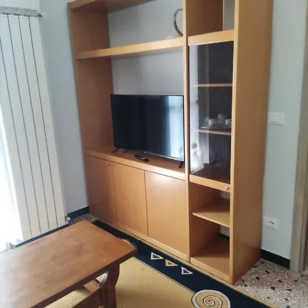 Albissola Sonia's House - Possibilita Di Box Auto 奥比索拉玛里纳